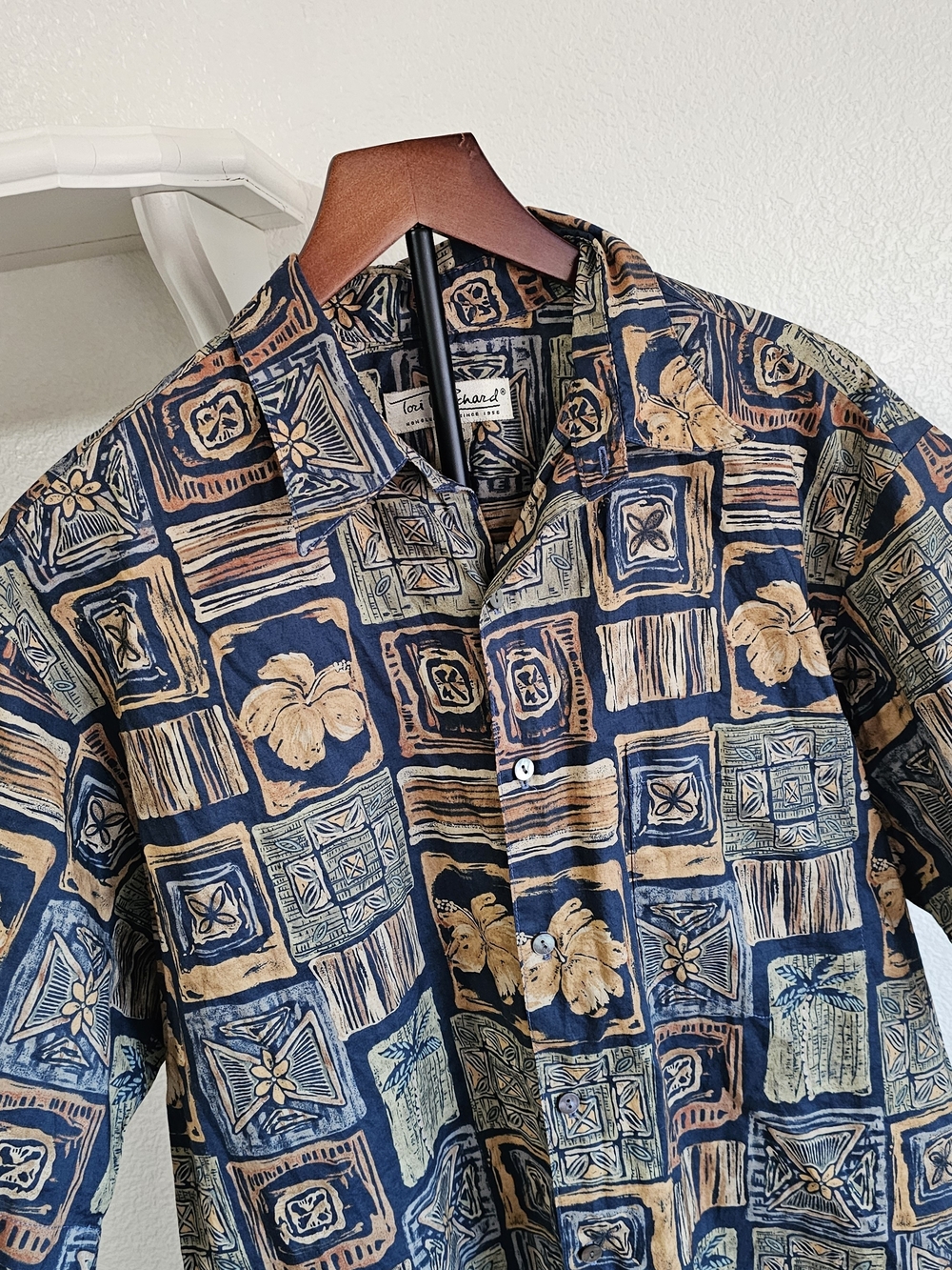 Tori Richard Rare Vintage Made In USA Hawaiian, Men's Medium Cotton Lawn